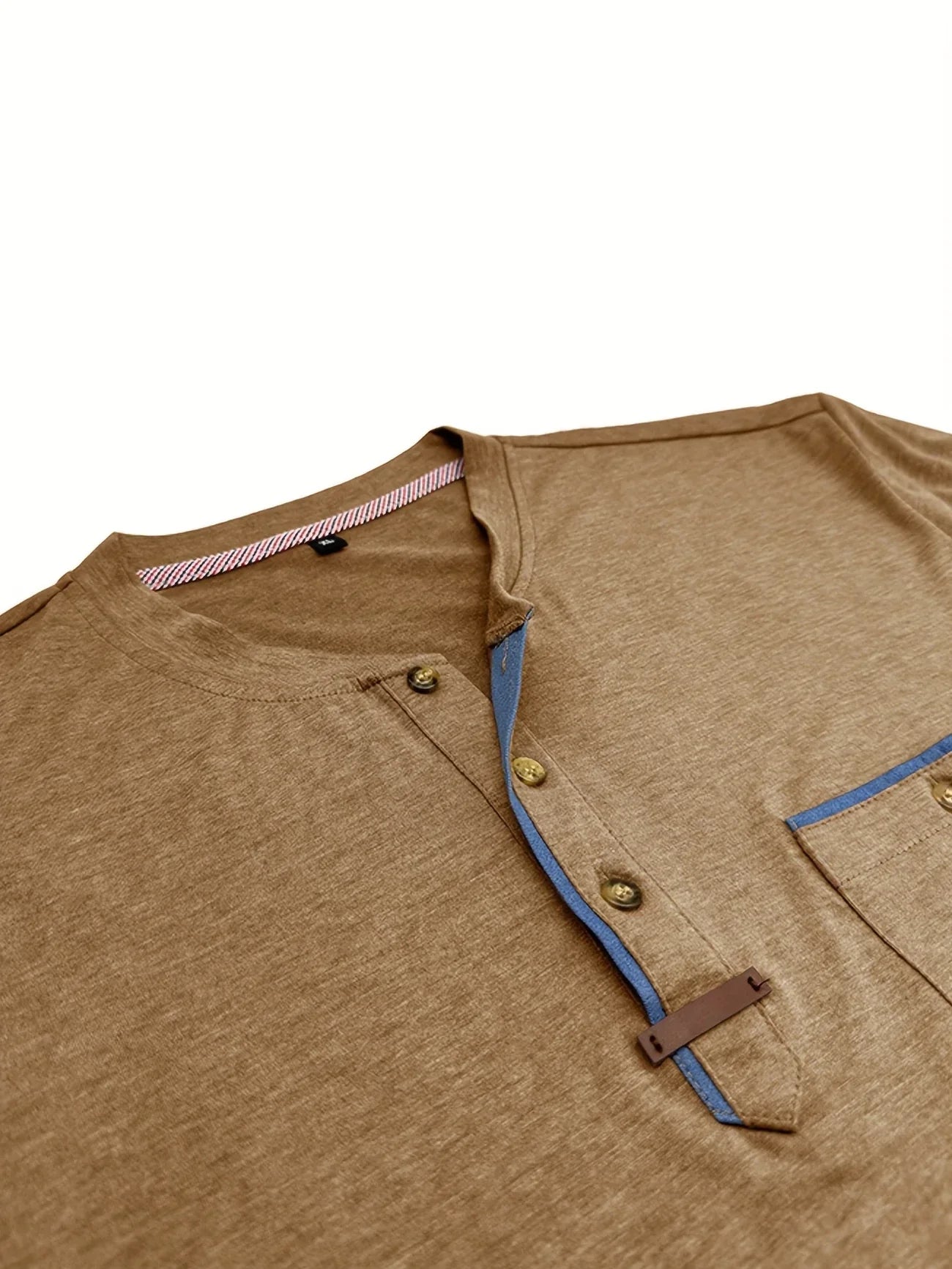 Jacinto | Camiseta elegante de cuello redondo con bolsillo
