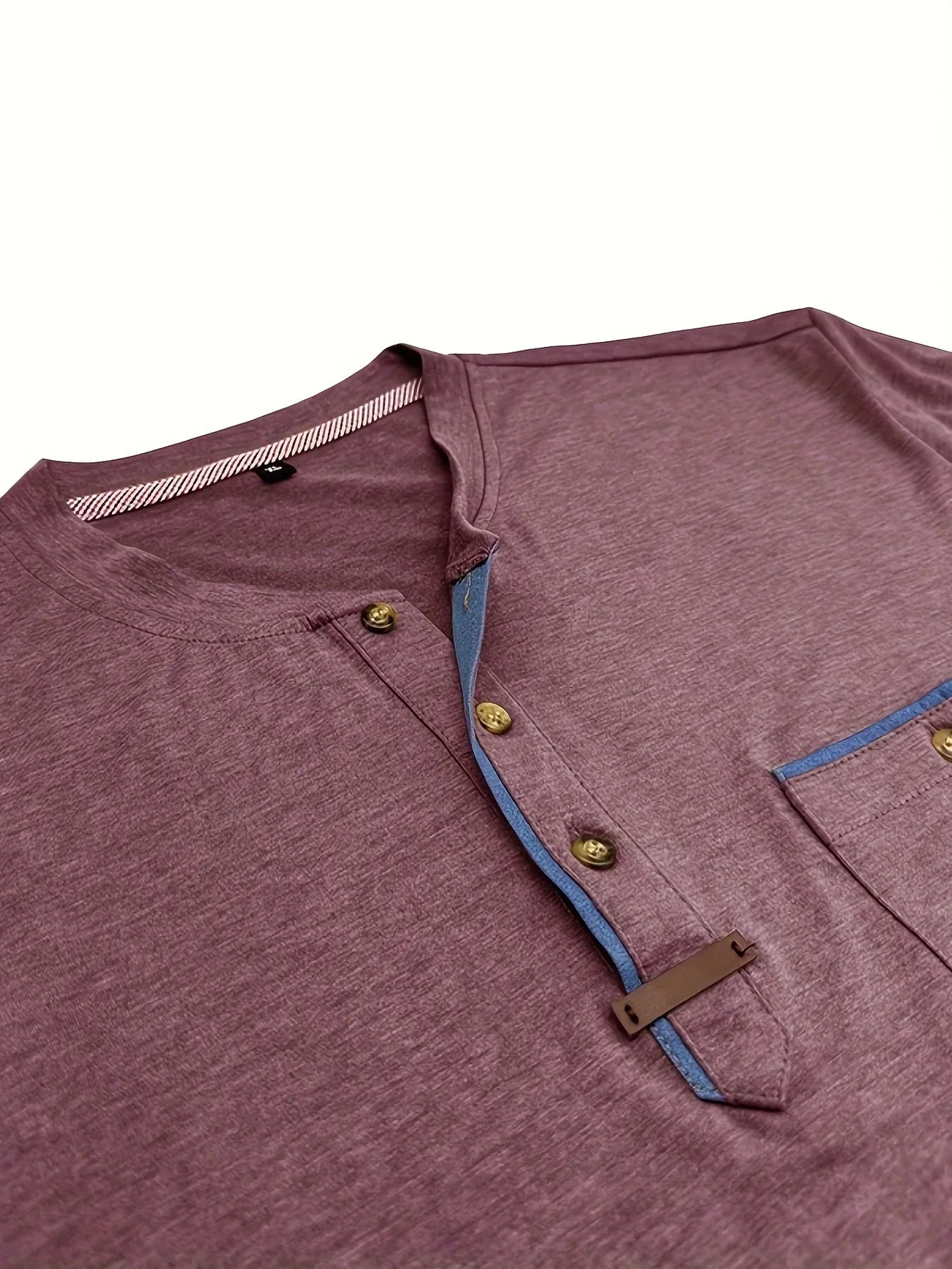 Jacinto | Camiseta elegante de cuello redondo con bolsillo